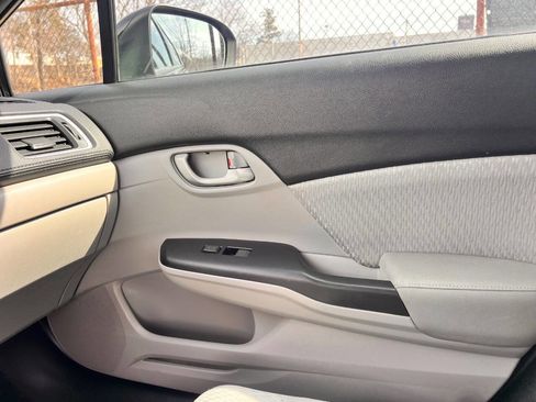 Used 2014 Honda Civic LX image 13