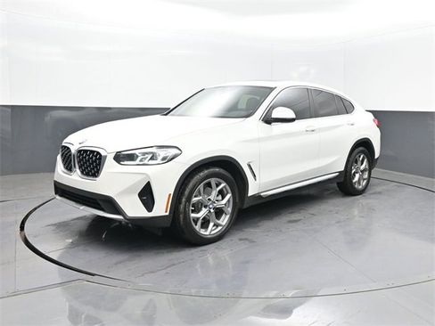 Used 2023 BMW X4 xDrive30i w/ Convenience Package image 1