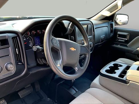 Used 2018 Chevrolet Silverado 1500 Custom w/ Trailering Package AWD/4WD image 17