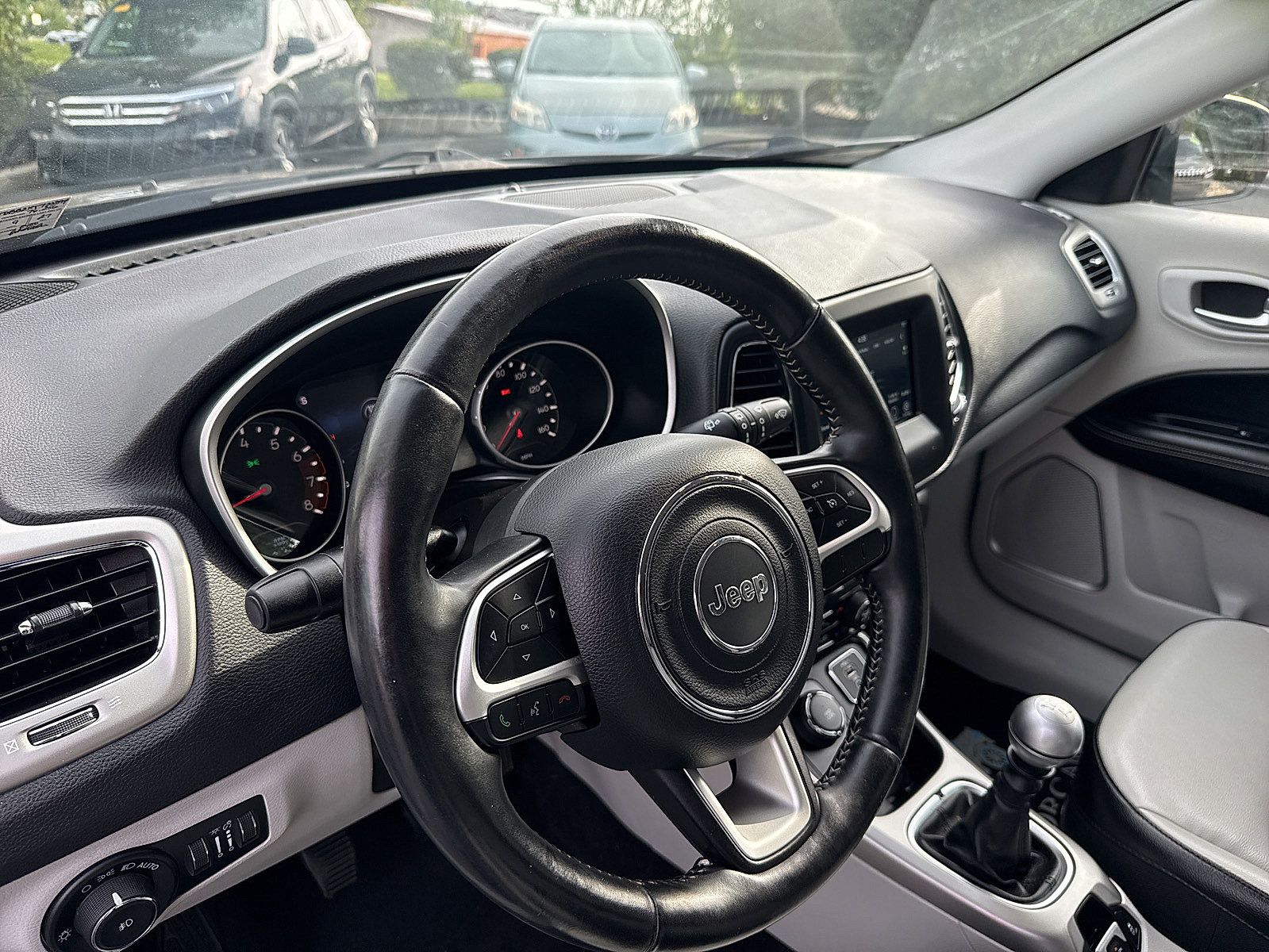 Used 2019 Jeep Compass Latitude w/ Popular Equipment Group AWD/4WD image 25