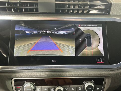 Used 2024 Audi Q3 2.0T Premium Plus w/ Premium Plus Package image 29