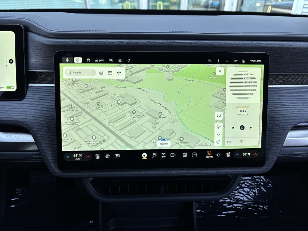Used 2025 Rivian R1S Adventure Dual AWD/4WD image 18
