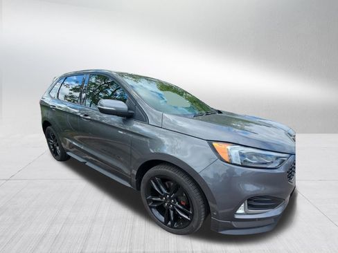 Used 2022 Ford Edge ST w/ Equipment Group 401A AWD/4WD image 3