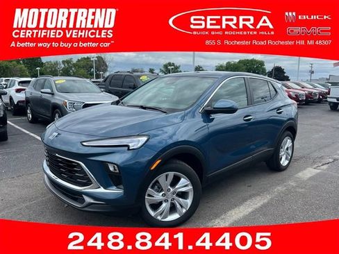 Used 2024 Buick Encore GX Preferred w/ Comfort Package AWD/4WD image 1