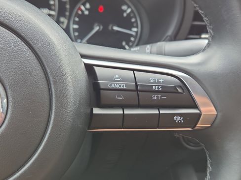 Used 2024 MAZDA MAZDA3 s image 17