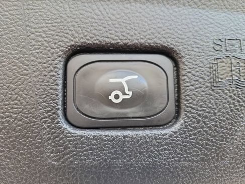 Used 2024 Ford Edge SEL w/ Convenience Package AWD/4WD image 10