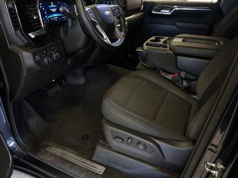 Certified 2024 Chevrolet Silverado 1500 LT image 23