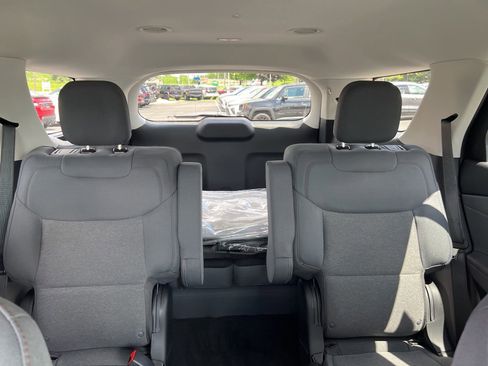New 2026 Ford Explorer Active AWD/4WD image 48