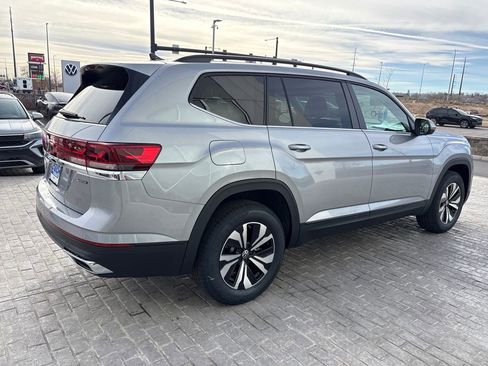 New 2026 Volkswagen Atlas SE image 5