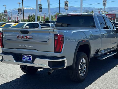 Certified 2024 GMC Sierra 2500 SLT w/ SLT Convenience Package AWD/4WD image 5