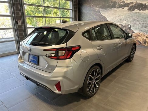 Used 2025 Subaru Impreza 2.0i Sport image 6