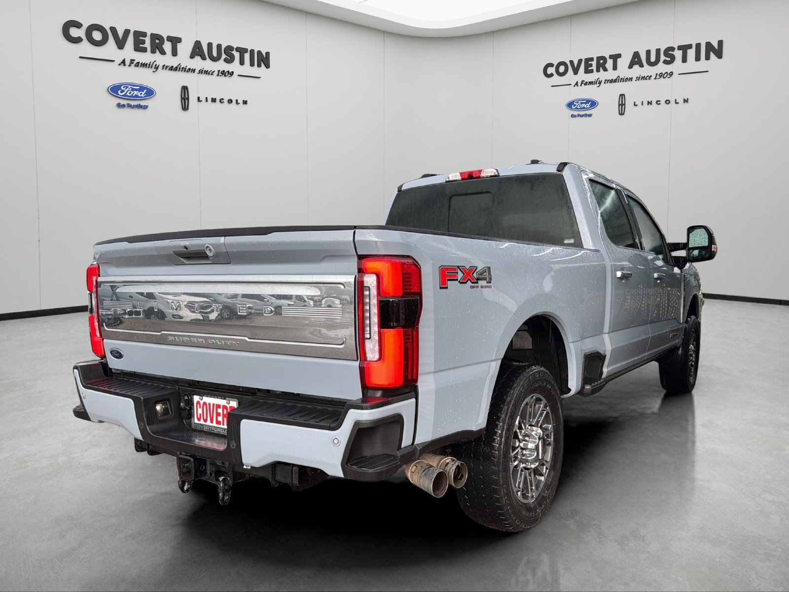 Used 2024 Ford F250 Limited w/ FX4 Off-Road Package AWD/4WD image 5