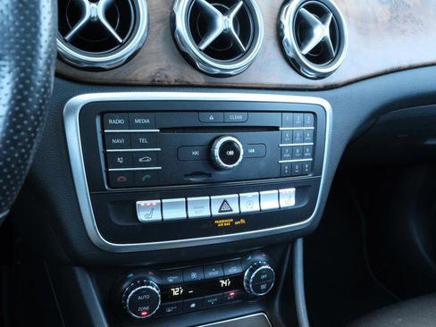 Used 2020 Mercedes-Benz GLA 250 image 23