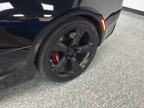 Used 2017 Chevrolet Camaro SS RWD image 34