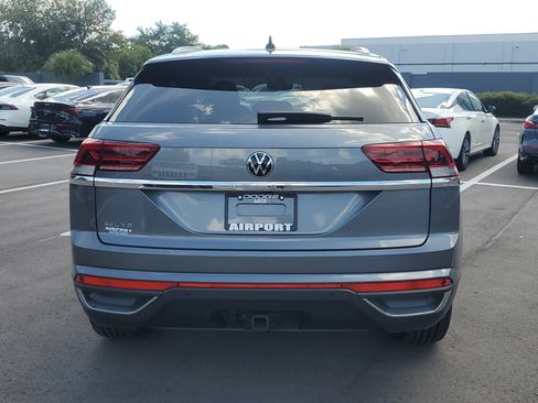 Used 2021 Volkswagen Atlas Cross Sport SEL FWD image 7