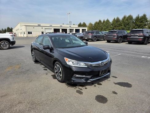 Used 2017 Honda Accord EX-L image 16