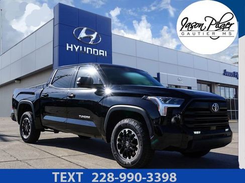 Used 2023 Toyota Tundra SR5 w/ SR5 Premium Package AWD/4WD image 1
