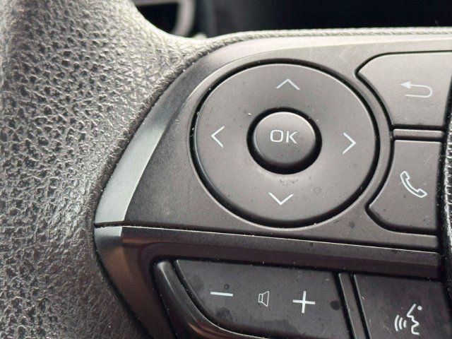 Used 2021 Toyota RAV4 XLE AWD/4WD image 19