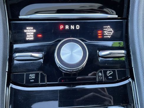 Used 2023 Jeep Grand Cherokee L Overland image 21