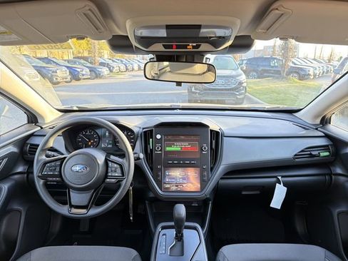 Used 2025 Subaru Crosstrek 2.0i image 21