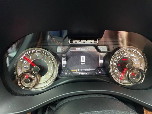 Used 2021 RAM 1500 Limited AWD/4WD image 11
