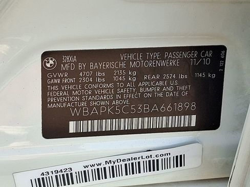 Used 2011 BMW 328i xDrive Sedan AWD/4WD image 27