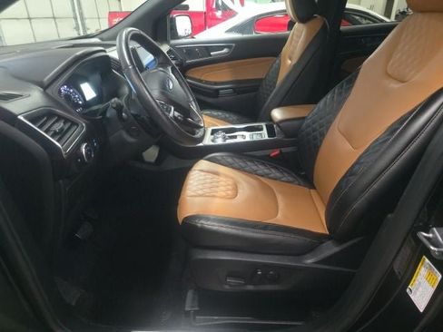 Used 2023 Ford Edge Titanium w/ Equipment Group 301A AWD/4WD image 15
