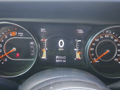 Used 2018 Jeep Wrangler Unlimited Sport S AWD/4WD image 18