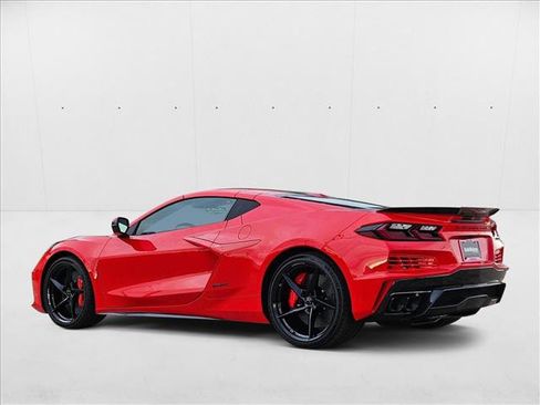 New 2025 Chevrolet Corvette E-Ray image 9