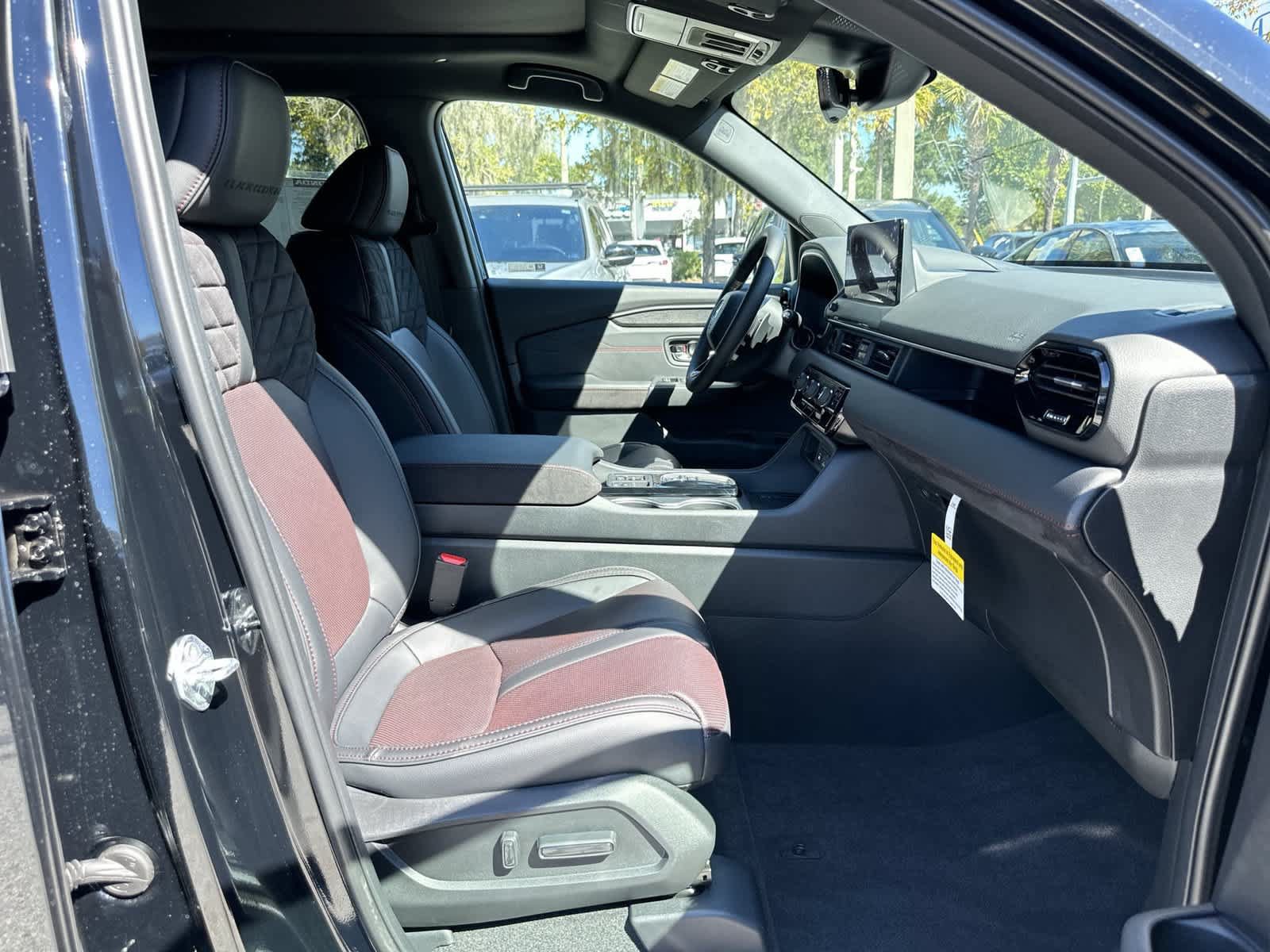 New 2026 Honda Pilot Black Edition image 17