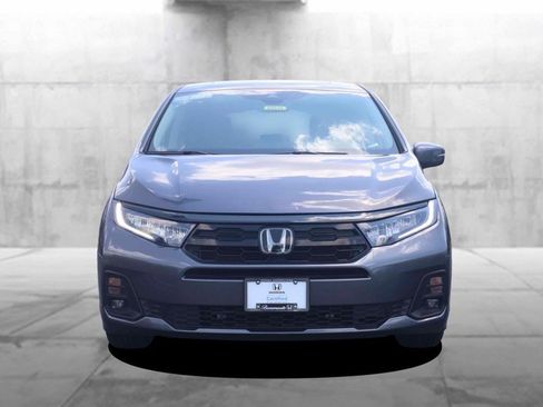 Certified 2025 Honda Odyssey Touring image 4