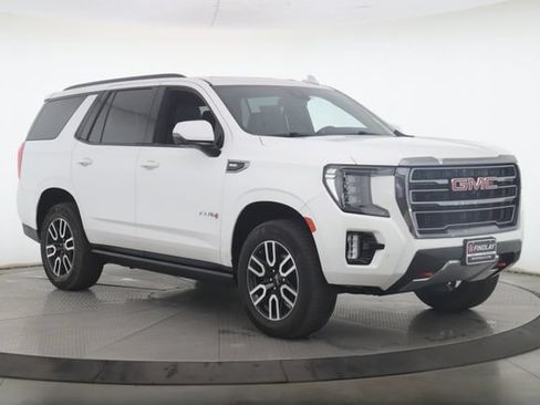 Used 2023 GMC Yukon AT4 w/ AT4 Premium Plus Package AWD/4WD image 2