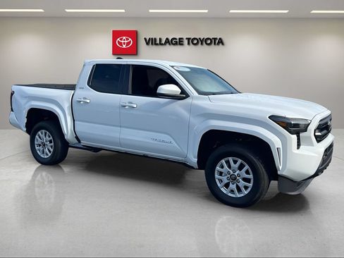 Certified 2024 Toyota Tacoma SR5 RWD image 7