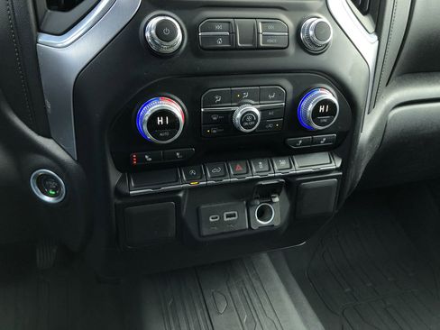 Used 2021 GMC Sierra 1500 Elevation w/ LPO, Elevation Black Package image 21