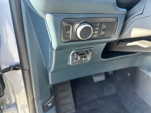 New 2025 Ford Maverick Lariat w/ Black Appearance Package image 16