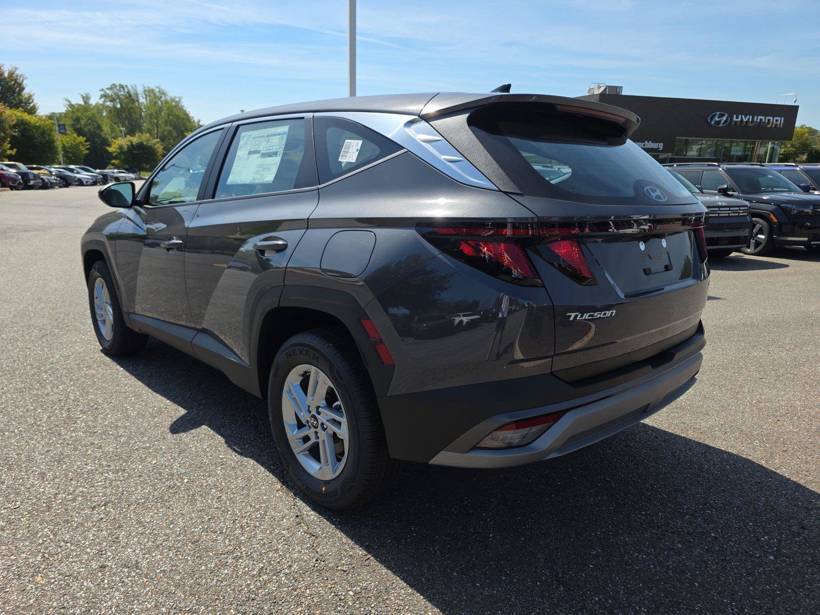 New 2026 Hyundai Tucson SE AWD/4WD image 8