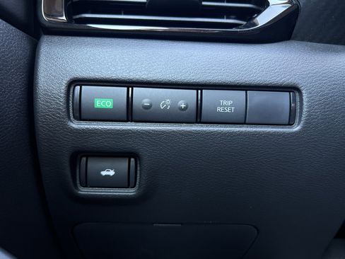 New 2025 Nissan Sentra SV w/ SV Premium Package image 20