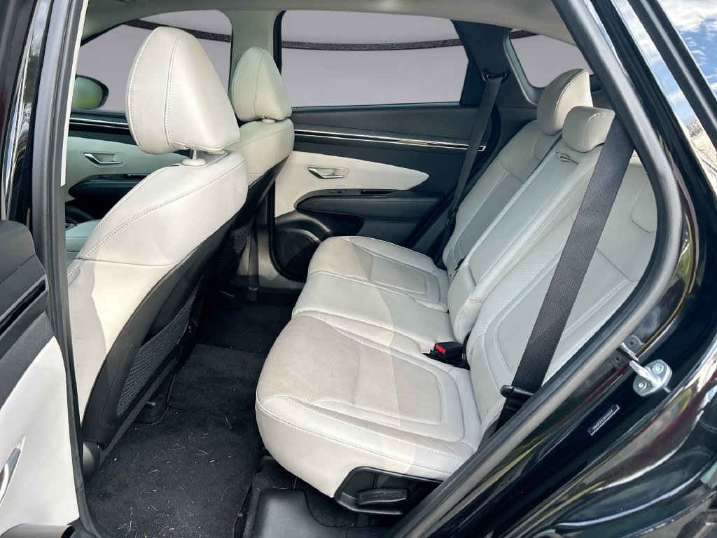 Used 2024 Hyundai Tucson Limited FWD image 32