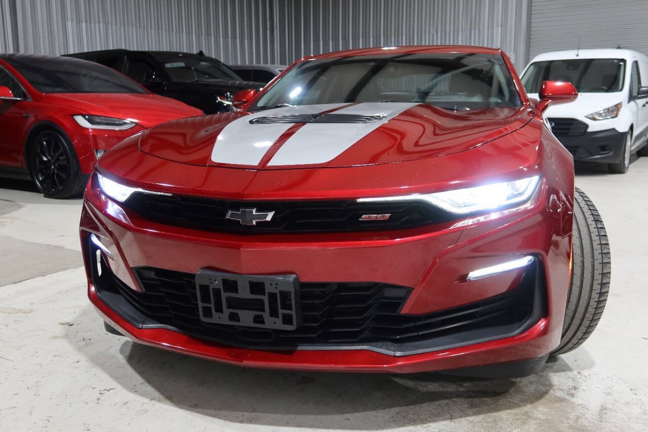 Used 2021 Chevrolet Camaro SS RWD image 39