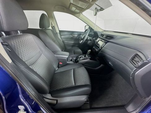 Used 2018 Nissan Rogue SV FWD image 34