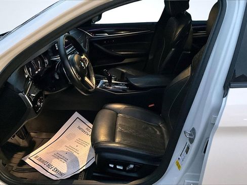 Used 2018 BMW 540i image 21