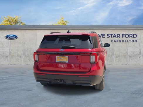 Certified 2025 Ford Explorer ST-Line w/ Premium Package RWD image 7