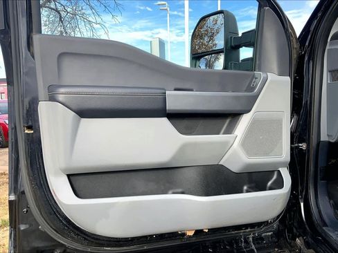 Used 2024 Ford F350 XLT w/ 360-Degree Camera Package image 21