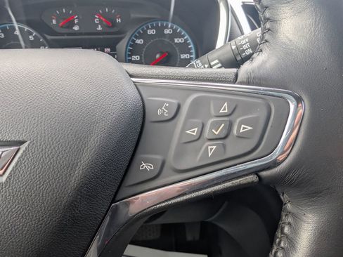 Used 2018 Chevrolet Equinox LT image 15