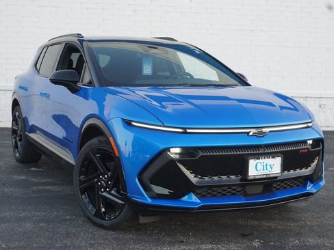 New 2026 Chevrolet Equinox EV RS image 4