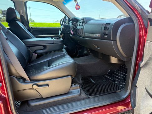 Used 2013 Chevrolet Silverado 1500 LT RWD image 16