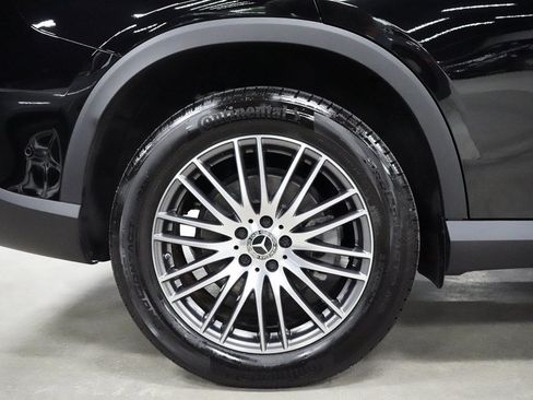 Used 2024 Mercedes-Benz GLC 300 4MATIC image 33
