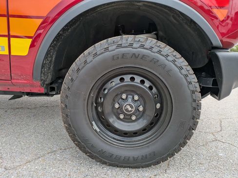 Used 2025 Ford Bronco Big Bend w/ Free Wheeling Package AWD/4WD image 11