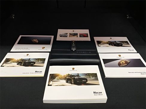 Used 2017 Porsche Macan GTS w/ Premium Package Plus image 97