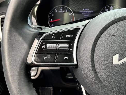 Used 2022 Kia Seltos S AWD/4WD image 11